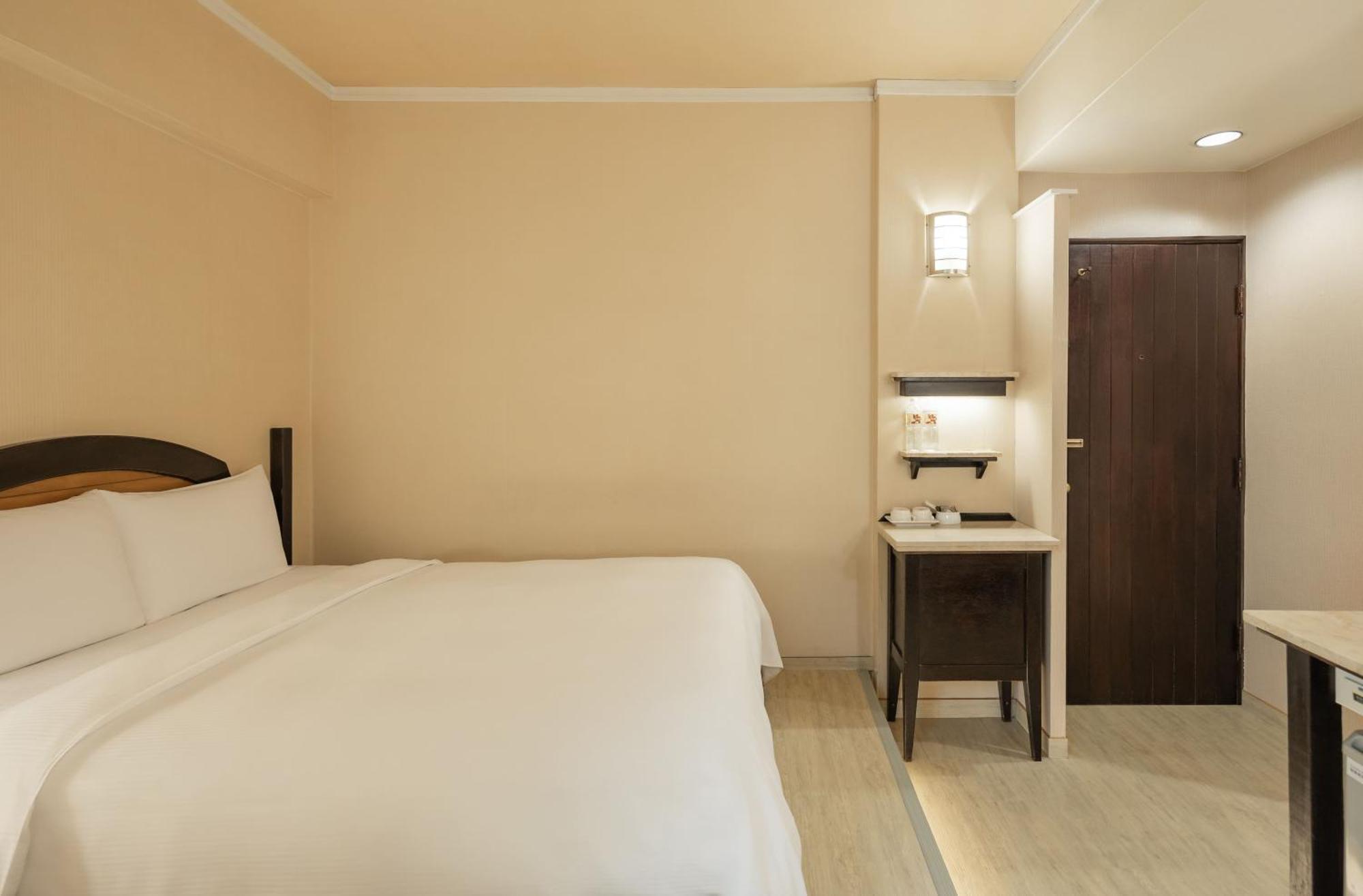 Kindness Hotel Weiwuying Kaohsiung Pokój zdjęcie