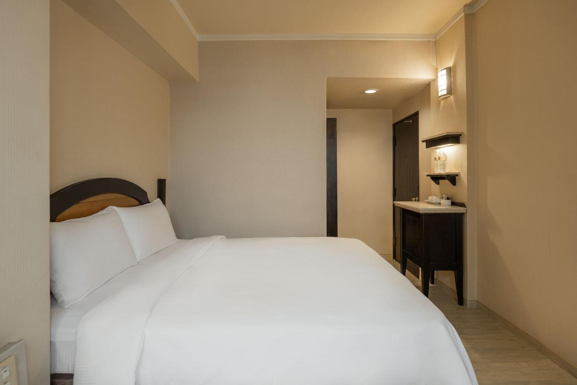 Kindness Hotel Weiwuying Kaohsiung Pokój zdjęcie