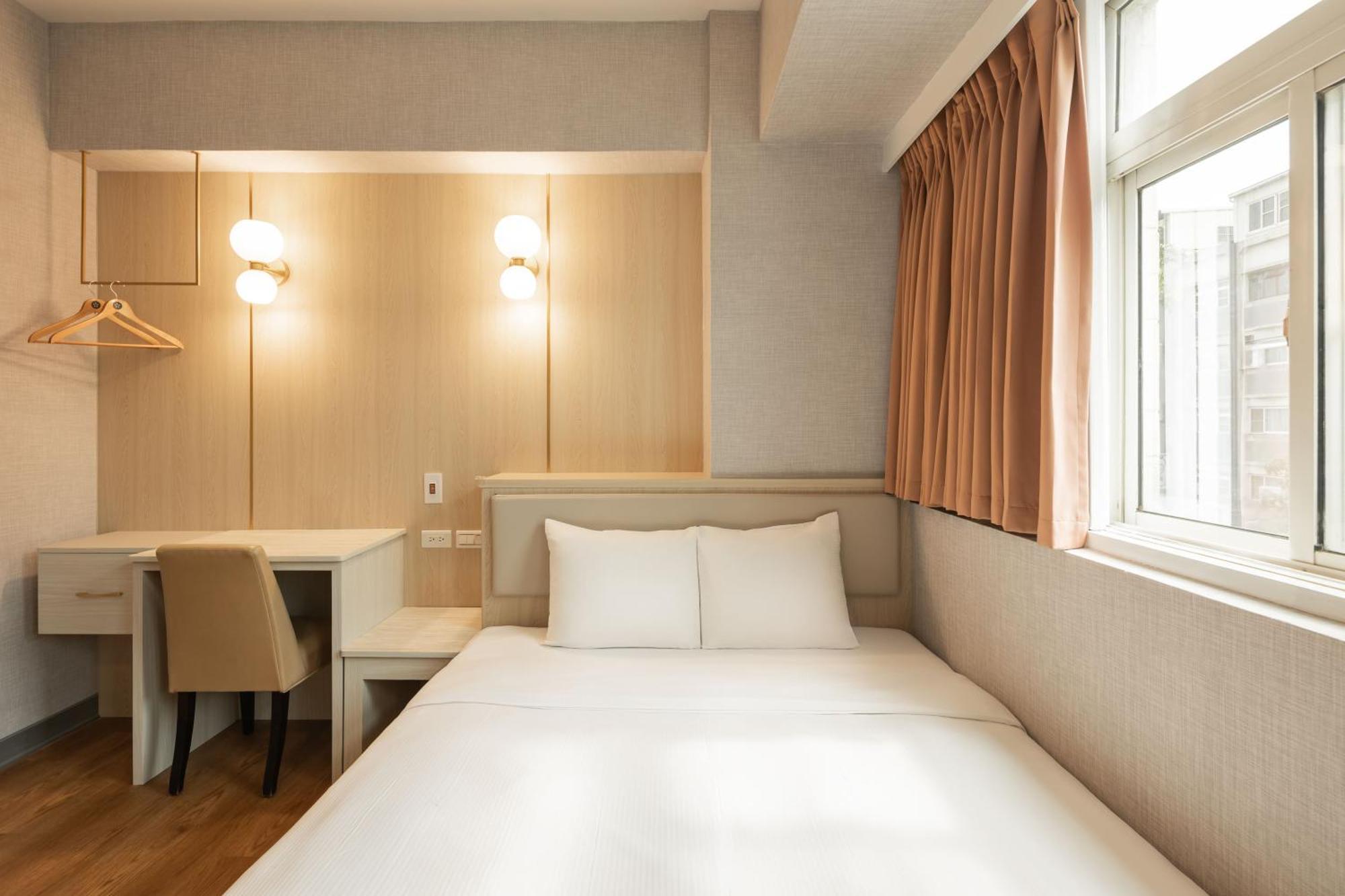 Kindness Hotel Weiwuying Kaohsiung Zewnętrze zdjęcie